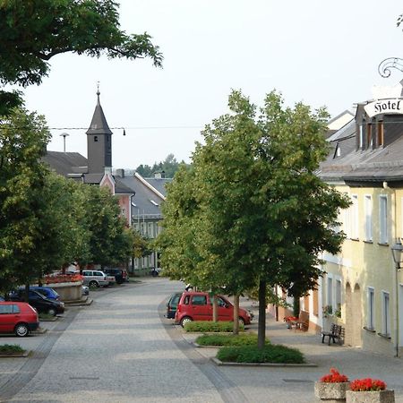 Burghotel Lichtenberg  Buitenkant foto